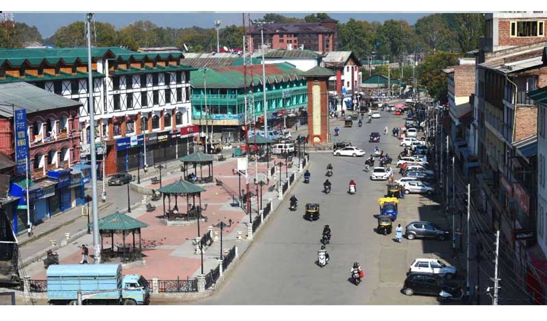2826 people fined for violating COVID guidelines in Kashmir