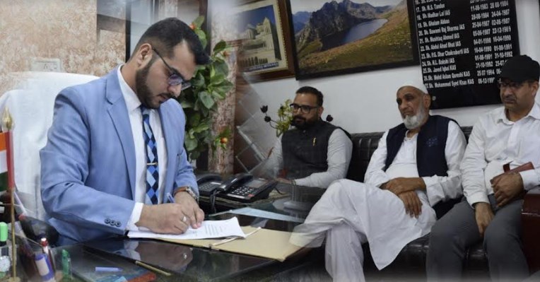 Yasin M. Choudhary takes over as new Deputy Commissioner Poonch