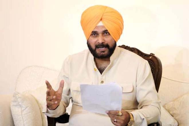 Navjot Singh Sidhu accepts Imran Khan's invitation for Kartarpur inauguration