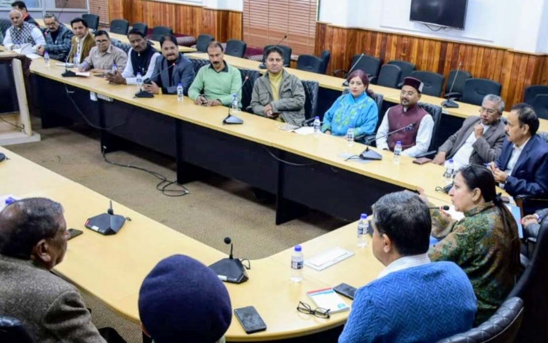 ADC Jammu reviews Christmas preparedness in district