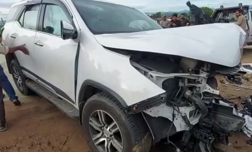 J&K: 3 killed, 7 injured in Vijaypur road accident