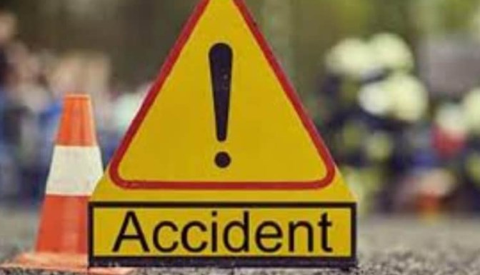    17 police personnel, three women-detainees injured as bus rams into army vehicle in Ramban