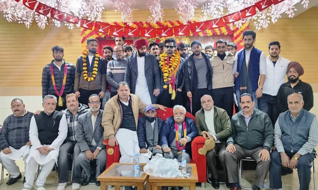 Sadhotra exhorts students to contribute positively in Nation Building