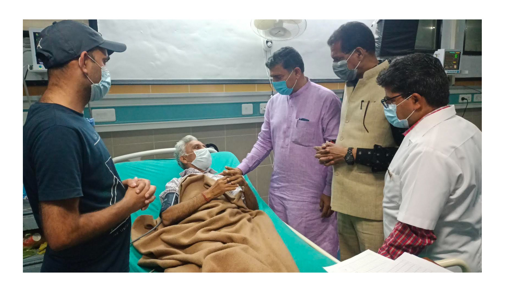 Jugal visits Superspeciality on World Health Day,interacted with Ayushman beneficiaries