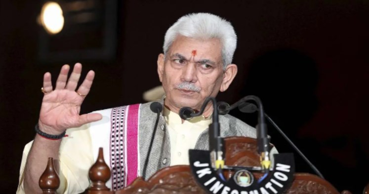 AC approves enhanced scholarships for the children of weavers and artisans
