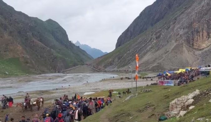Amarnath Yatra Suspended Due to Bad Weather