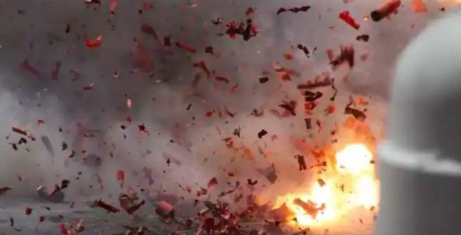UP couple injured in blast outside slum in Rajouri