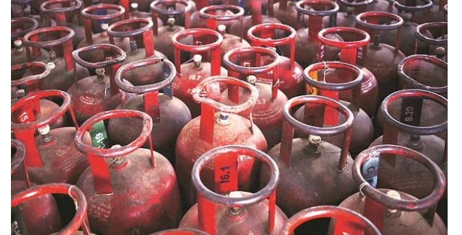 Domestic LPG price hiked by Rs 25 a cylinder, to cost Rs 859 in Delhi NCR