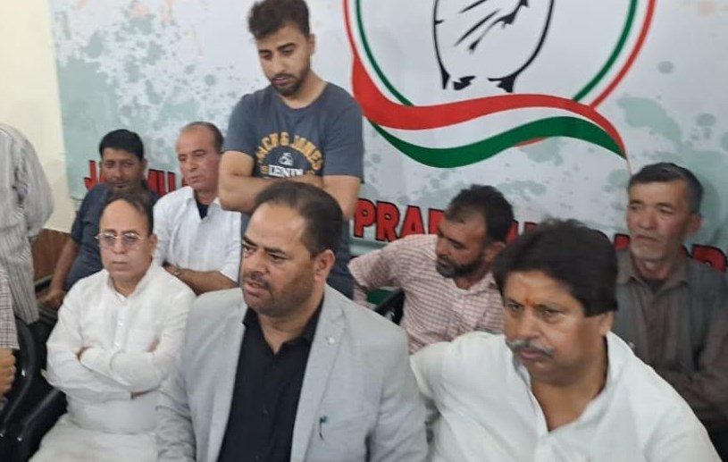 Congress extends Support to Jammu Bandh