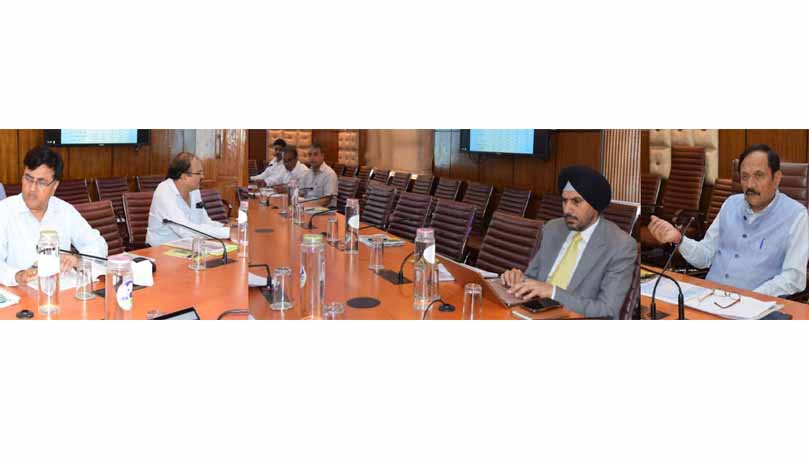 Advisor Bhatnagar reviews performance, functioning of JKHC, JKHDC