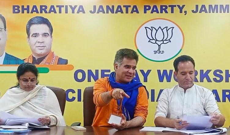 BJP to launch massive outreach programme in J&K: Ravinder Raina
