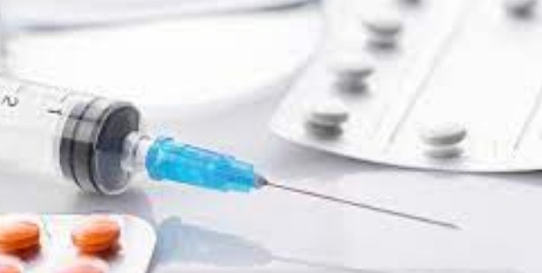 DFCO team checks availability of critical care Covid management drugs in Jammu market