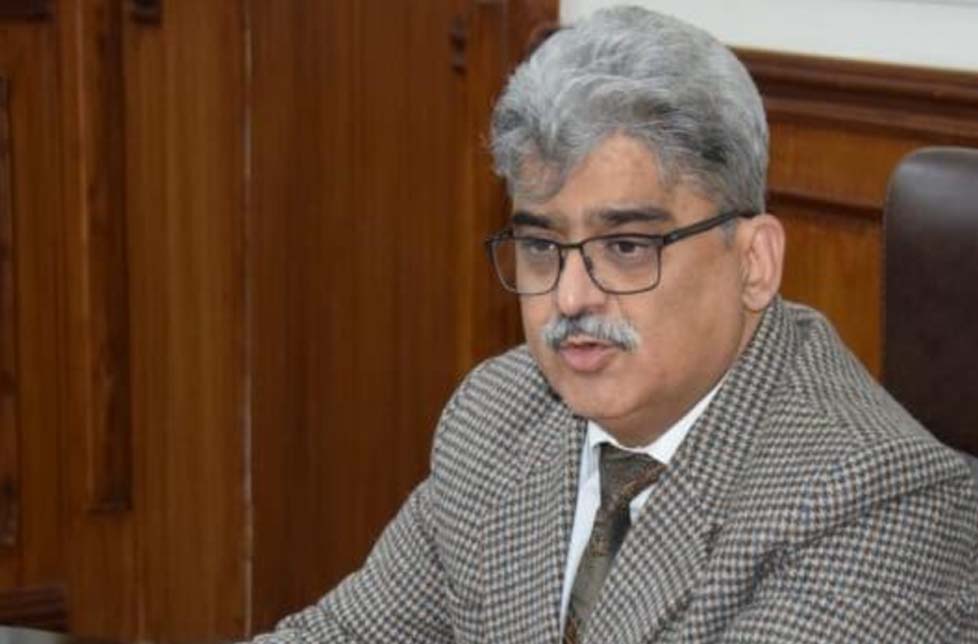 Set a definite timeframe to complete the land records digitization program: CS