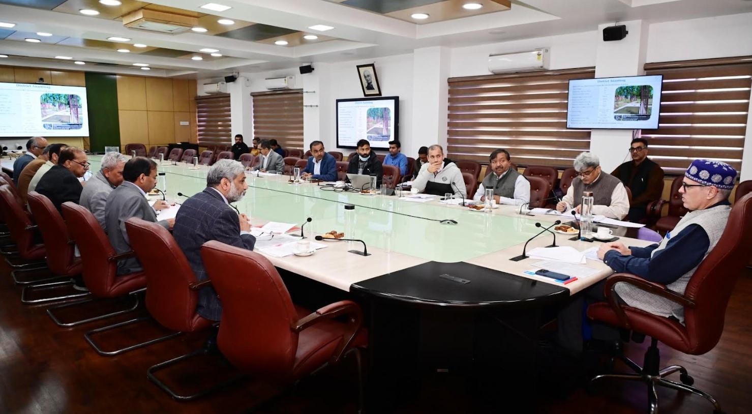 CM Omar Abdullah reviews progress in completion of Revenue Department projects, calls for early execution of pending works
