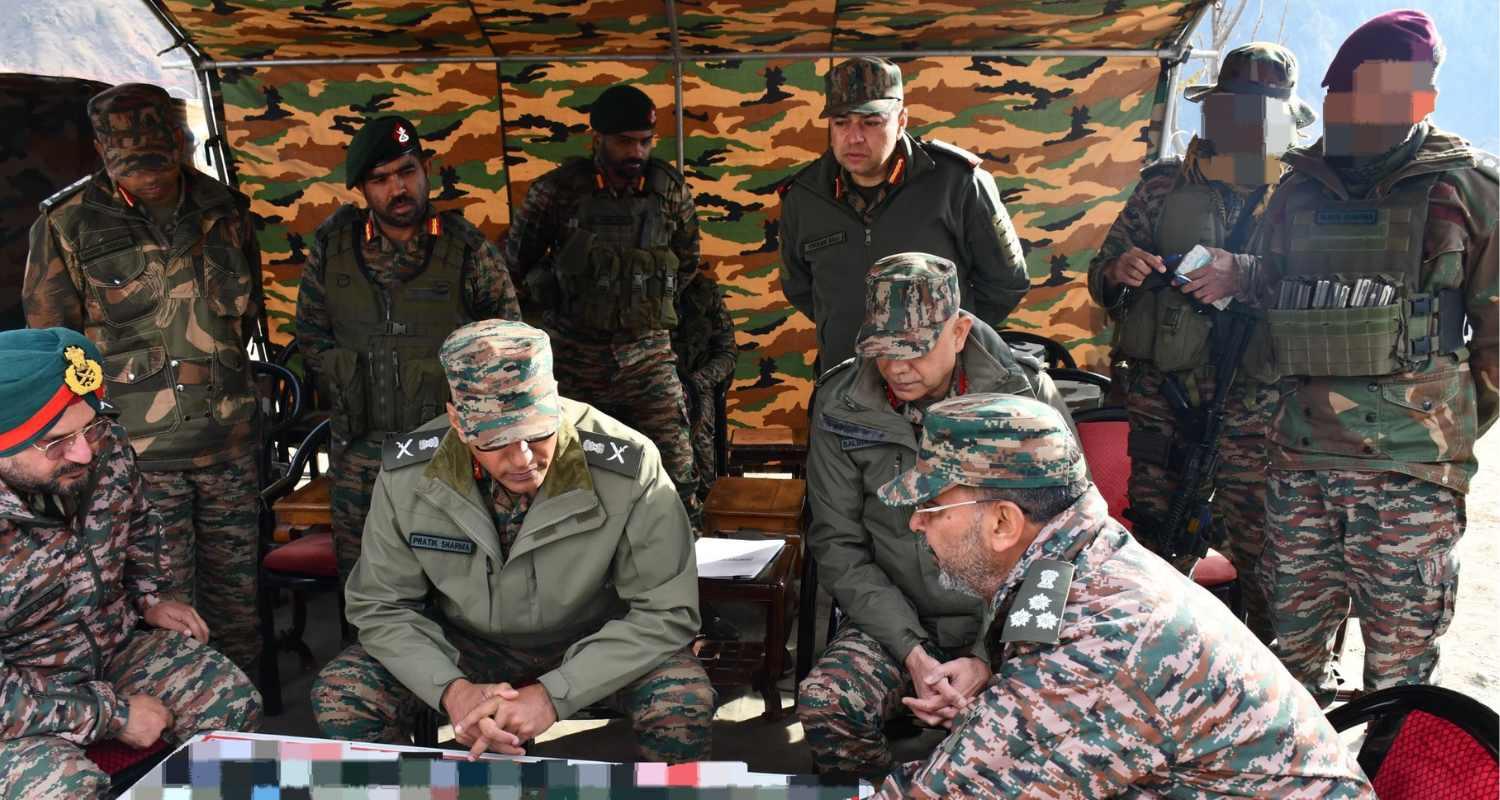 Northern army Commander reviews CT grid in Kishtwar