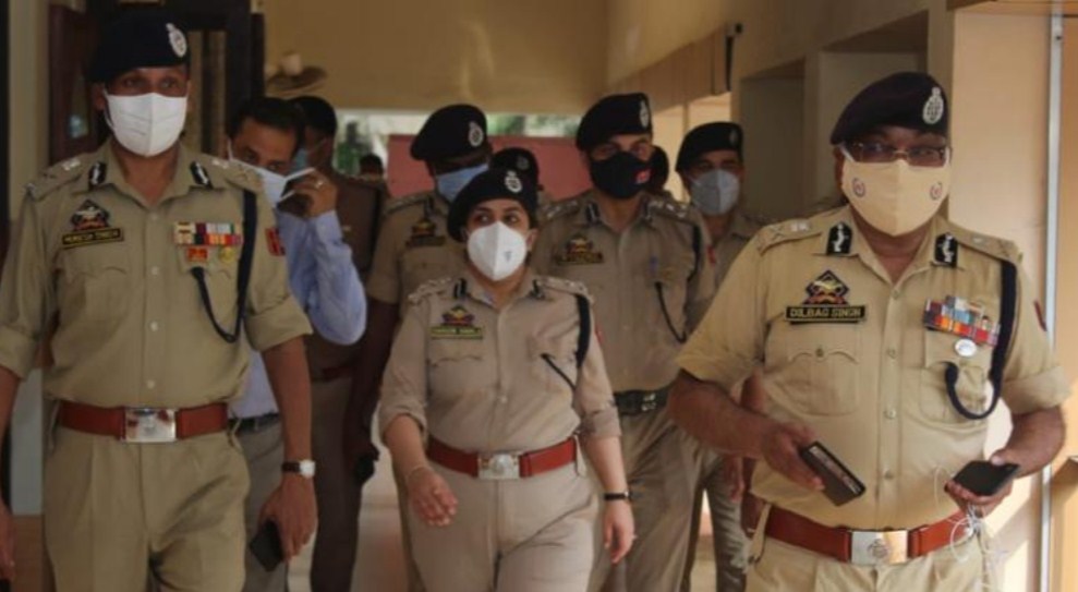Security forces alert to scuttle Pakistan-based terrorists' plan to carry out major strikes in J-K: DGP 