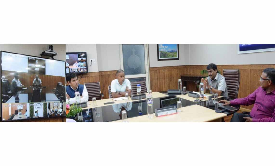 CS reviews movement of traffic and condition of Jammu- Srinagar National Highway