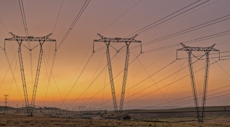 After Jammu, 5900 smart meter households connected to 3 feeders in Srinagar to get 24x7 quality power supply, announces Lt Governor