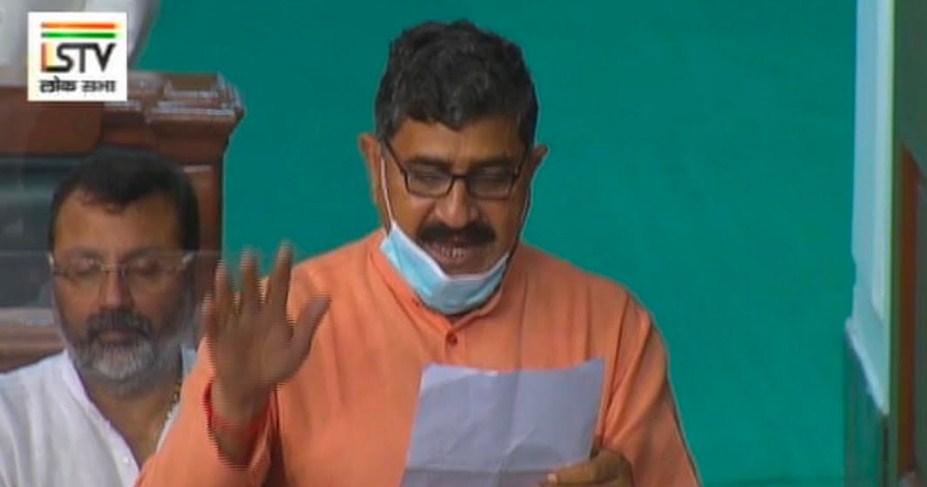 Jugal Kishore MP demand to expedite CRF projects in Jammu Poonch PC