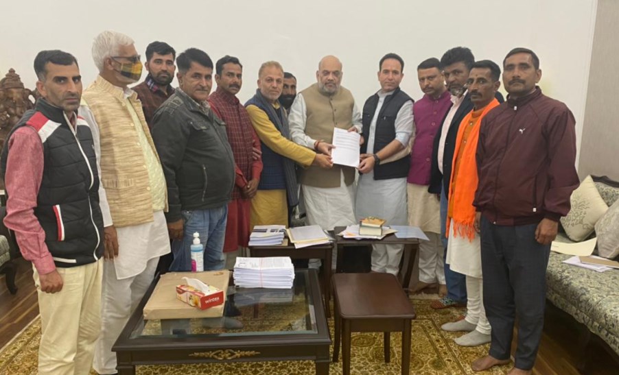 Delegation from J&K meets Home Minister Shah to “fully revive” Anti Terror VDC 