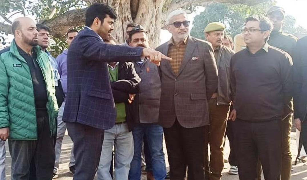 Sham Lal Sharma, Commissioner JMC conduct Tour in Jammu North to inspect water bodies
