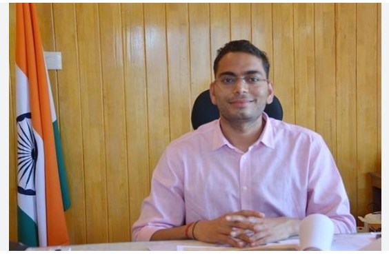 DM Jammu asks Tehsildars to ensure benefits of development reach to public