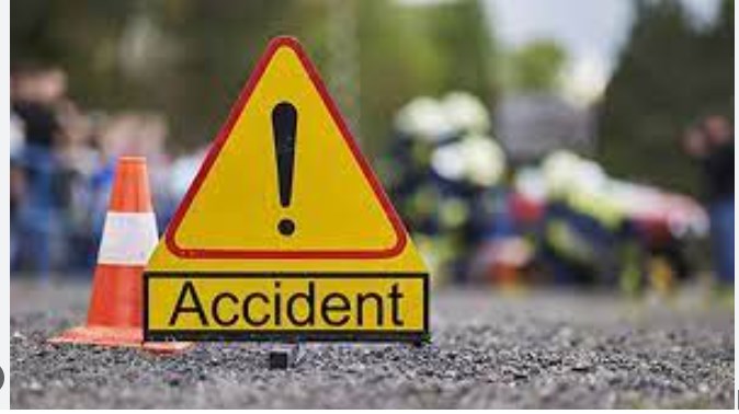 Driver dies after oil tanker falls into gorge in Ramban