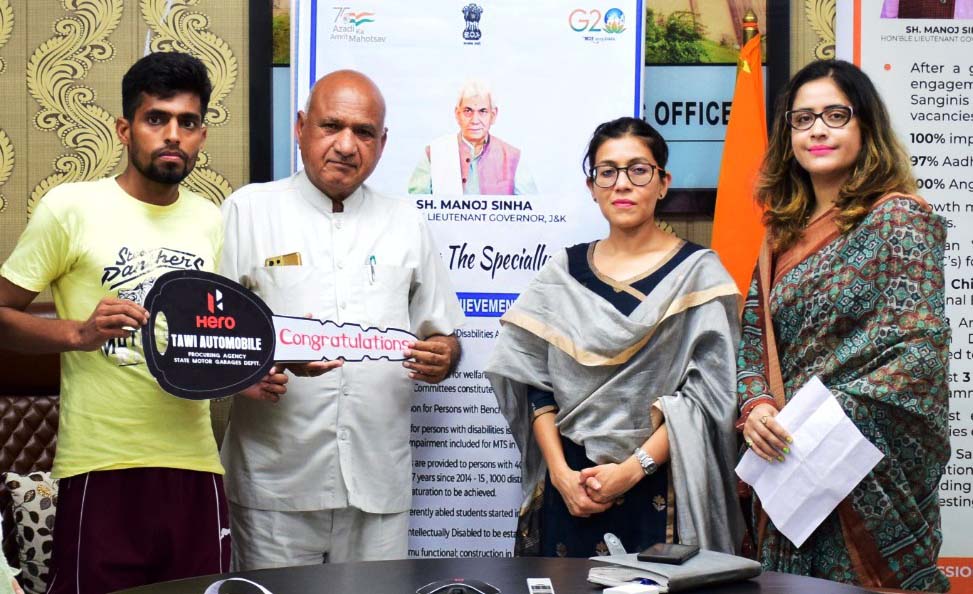 Retrofitted scooters distributed among specially-abled persons at Jammu DC office