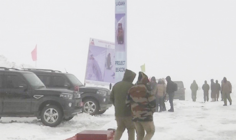 Srinagar-Leh highway opens for trial run