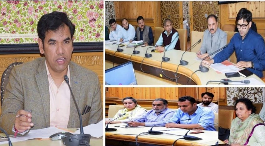 Expedite registration of service providers for Shri Amarnath Ji Yatra-2023: Div Com Kashmir