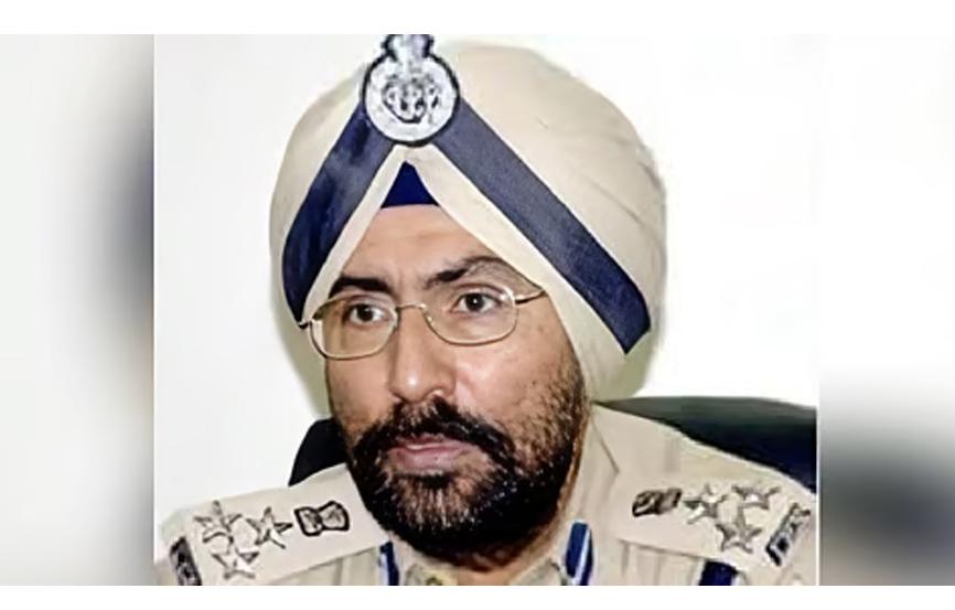 Former Punjab IPS officer shoots himself after falling victim to Rs 8.10 crore cyber fraud