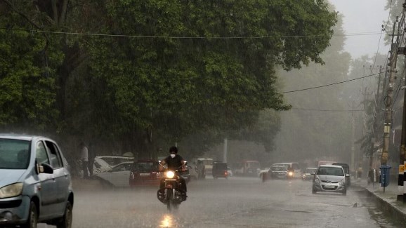 Widespread rain, thunderstorm expected to continue in J&K