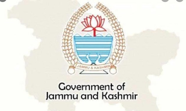 Retiring Doctors to get extension till December; Health care workers  to get special incentive
