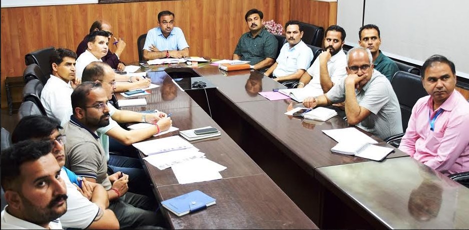 Div Com reviews progress of work on Delhi-Katra Expressway