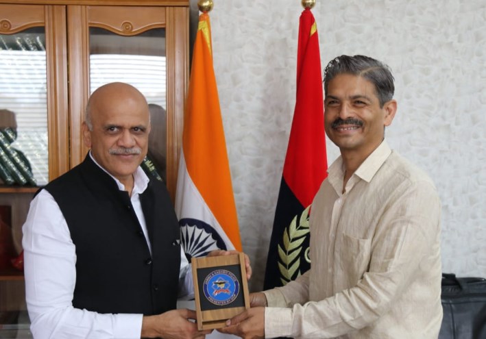 DG NIA visits PHQ Jammu; interacts with DGP J&K, senior police officers