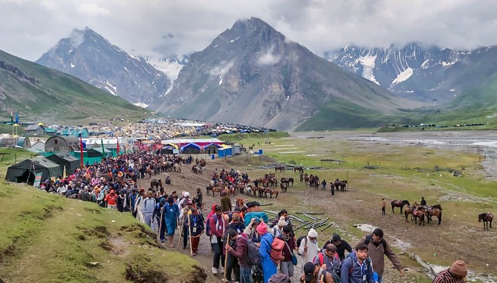 Bad weather forces Amarnath Yatra to halt for second day