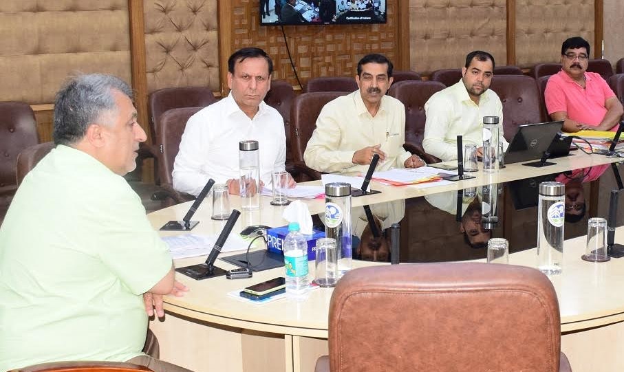 Dr Samoon chairs 17th meeting of Board of Governors of FCI, Jammu
