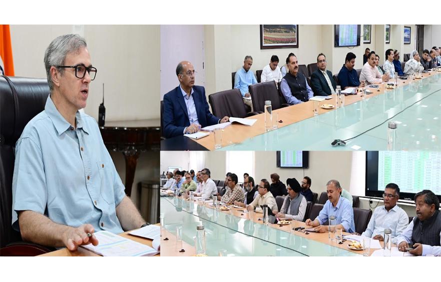 CM Omar Abdullah calls for increasing coverage under social inclusion schemes