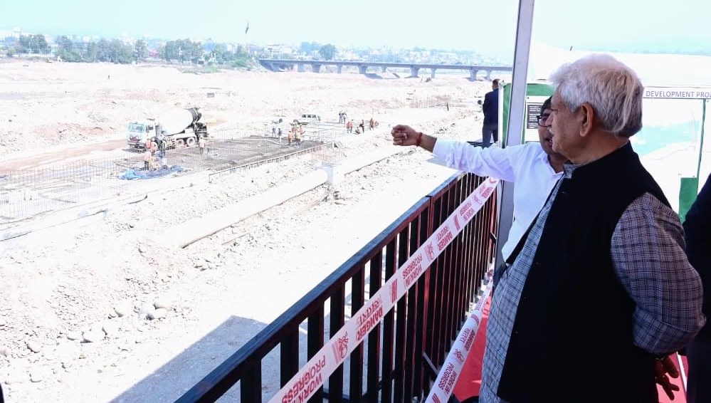 Lt Governor conducts on-site inspection of key projects in Jammu