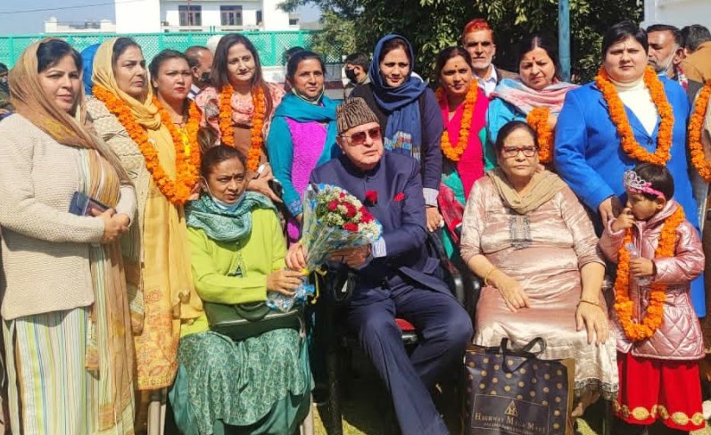 Dr Farooq calls for larger role for women in decision, policy making