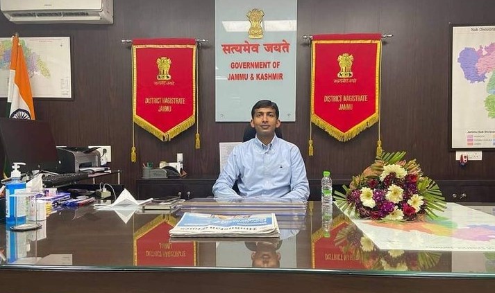 Jammu admin starts distribution of Digital Land Passbooks