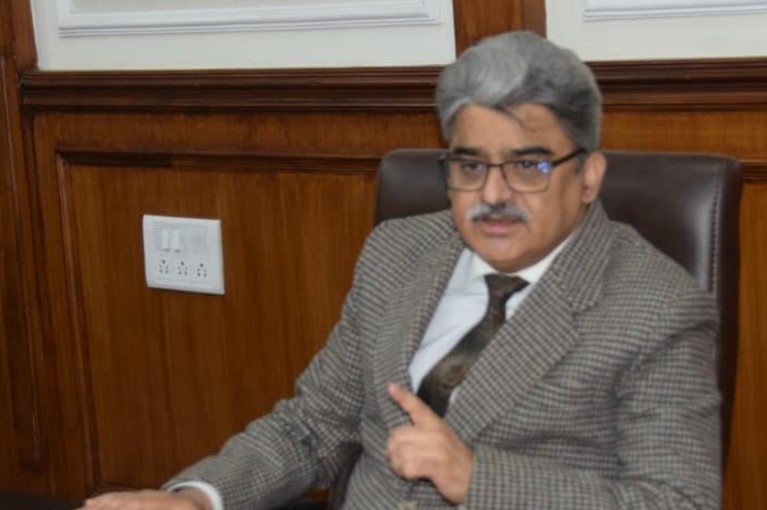 CS reviews disaster preparedness of J&K