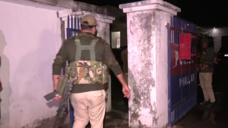 Two IEDs with timer found near police post in Jammu, defused by bomb disposal squad