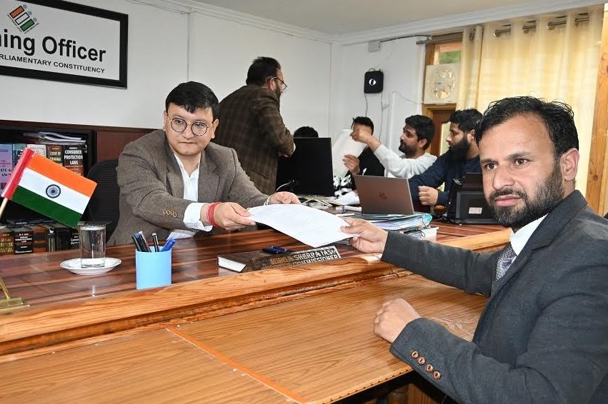 2 candidates file Nomination Papers for Baramulla PC