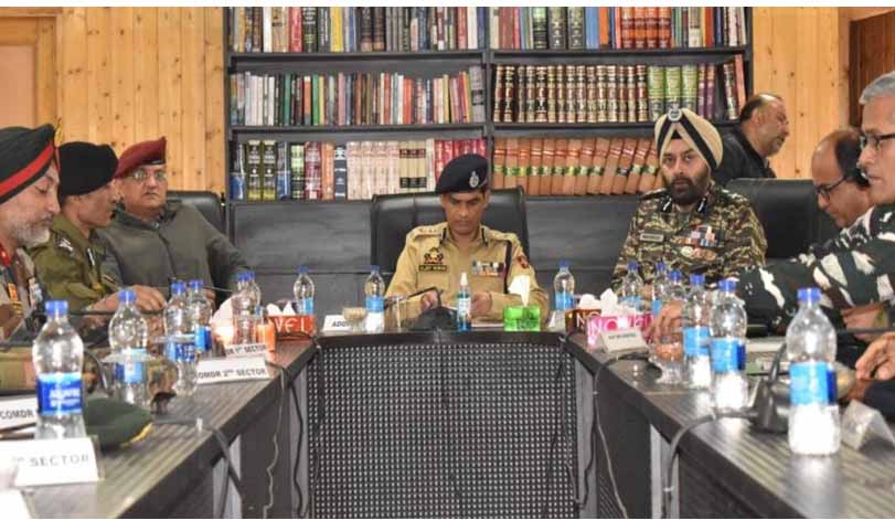 ADGP Chairs High-Level Meeting In South Kashmir’s Anantnag