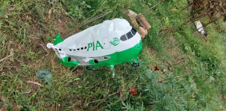 ‘PIA’ marked dummy aeroplane balloon recovered in Bhalwal area of Jammu