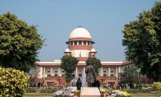 Not taking cognisance of media reports on apologies in contempt case, SC to Centre