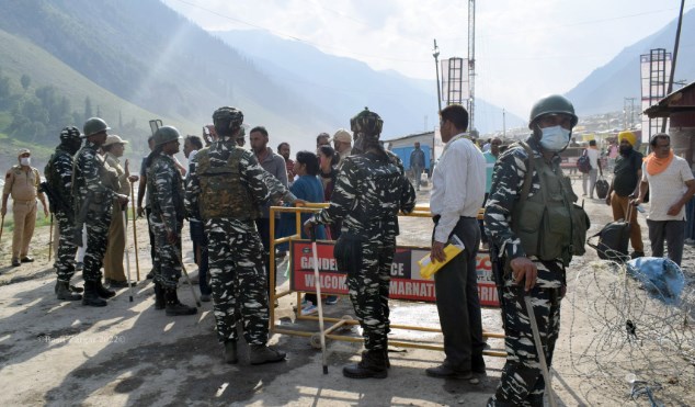 J&K: Fresh batch of pilgrims leave for Amarnath Yatra from Pantha Chowk base camp in Srinagar