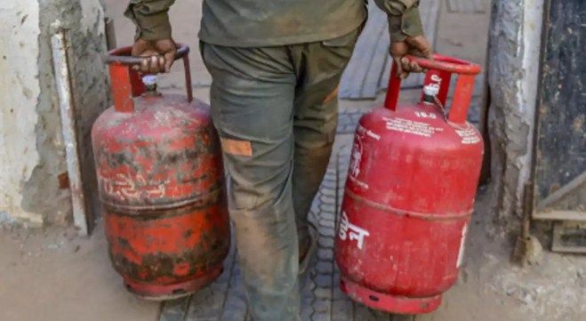 ‘No OTP, No Gas’: Gas companies roll out new rules for delivery of LPG cylinders