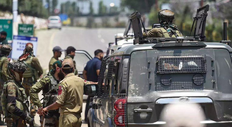 J&K terror groups recruited 700 local youths in 4 yrs; 141 terrorists active in UT